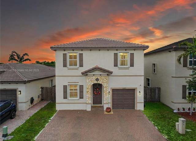 Property at 2389 NE 4th St, Homestead, FL 33033, 4 beds, 2.5 baths