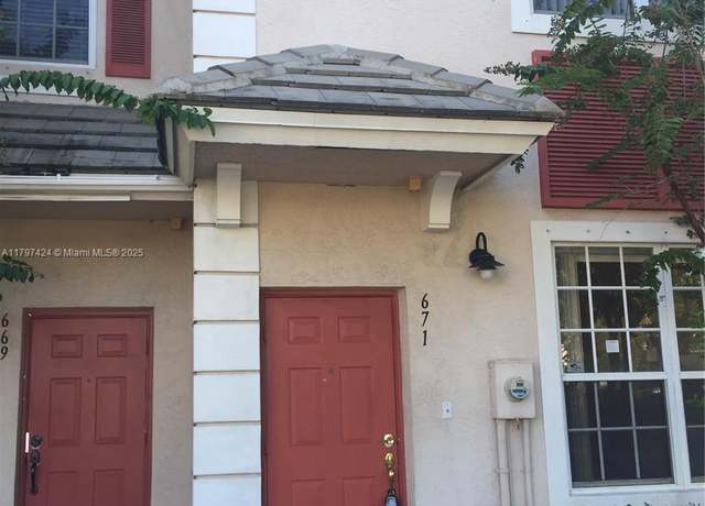 Property at 671 NW 42nd Ave #671, Plantation, FL 33317, 2 beds, 2.5 baths