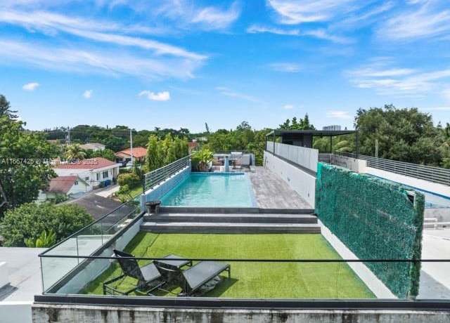 Property at 1122 SW 13th Ave, Miami, FL 33135, 4 beds, 4 baths