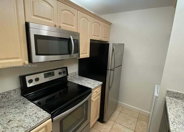 Property at 10194 Twin Lakes Dr Unit 14-A, Coral Springs, FL 33071, 2 beds, 2 baths