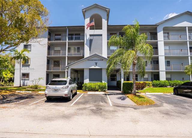 Property at 12701 SW 14th St Unit 311J, Pembroke Pines, FL 33027, 1 bed, 1.5 baths