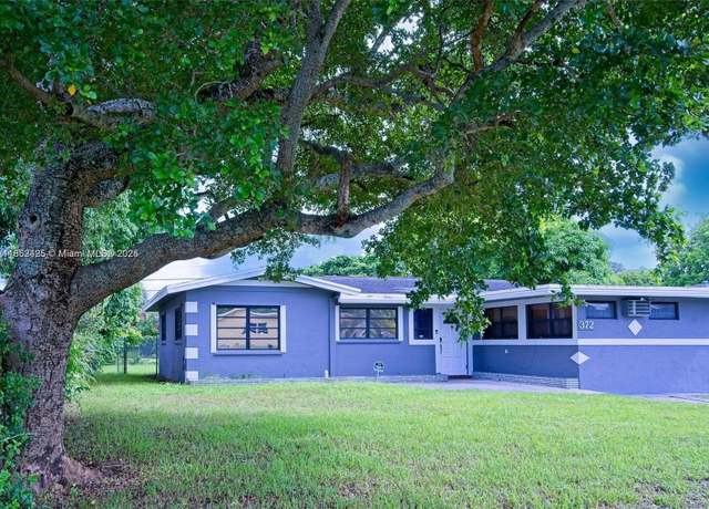Property at 372 W Dayton Cir, Fort Lauderdale, FL 33312, 4 beds, 2 baths