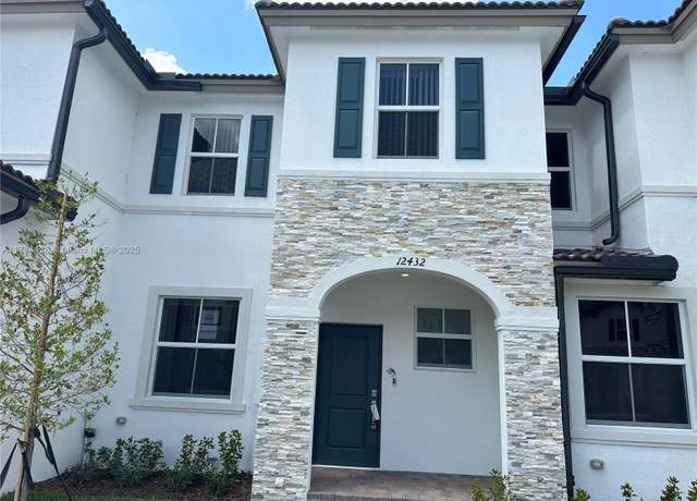 Property at 12432 NW 23rd Ct #12432, Miami, FL 33167, 3 beds, 2.5 baths