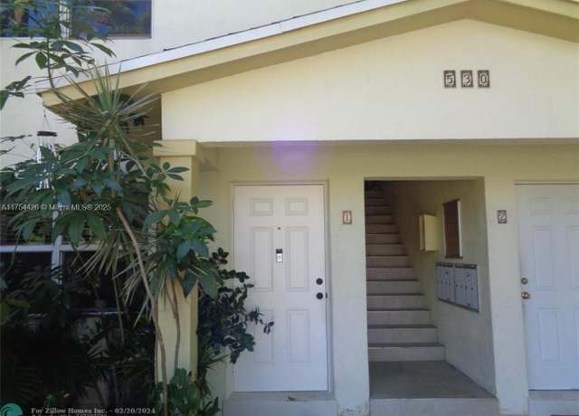 Property at 530 NE 15th Ct #1, Fort Lauderdale, FL 33304, 2 beds, 1 bath
