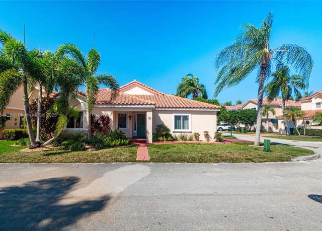 Property at 1154 SE 6th Ct, Dania Beach, FL 33004, 3 beds, 2 baths