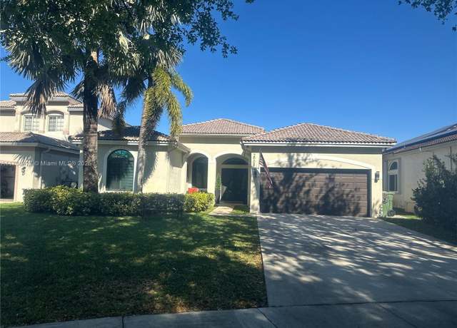 Property at 2908 Augusta Dr, Homestead, FL 33035, 4 beds, 3 baths