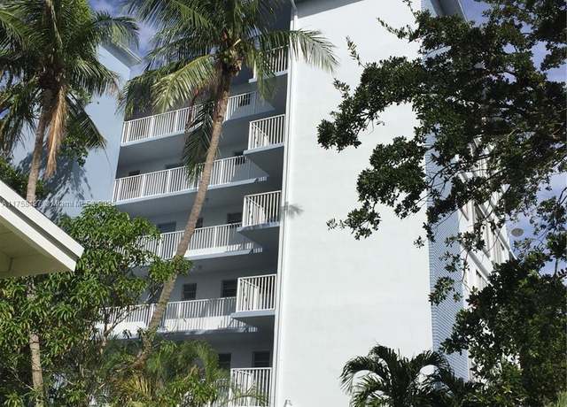 Property at 1701 Washington St #503, Hollywood, FL 33020, 1 bed, 1.5 baths