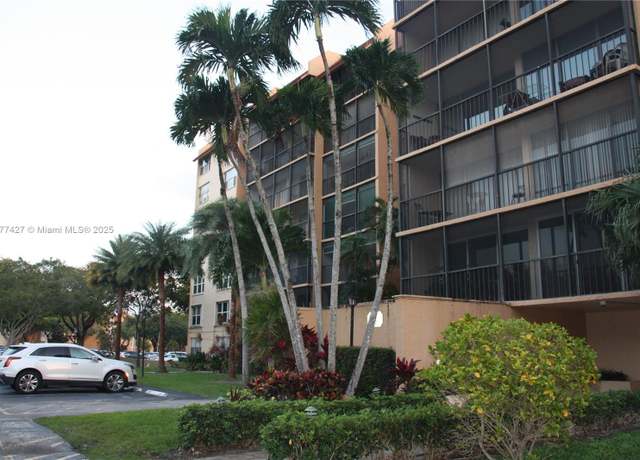 Property at 3821 Environ Blvd #310, Lauderhill, FL 33319, 1 bed, 1.5 baths