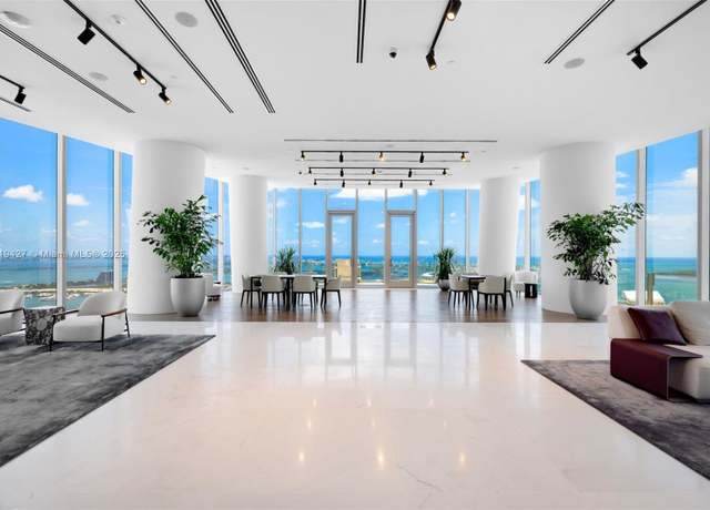 Property at 300 Biscayne Blvd Way #1005, Miami, FL 33131, 1 bath