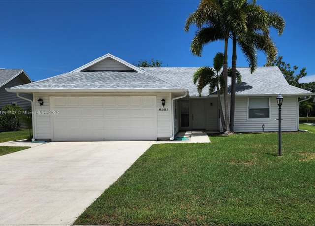 Property at 6951 SE Lillian Ct, Stuart, FL 34997, 3 beds, 2 baths