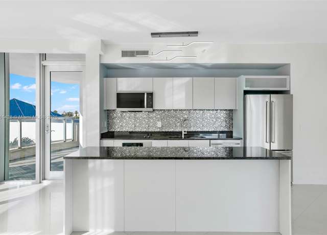 Property at 3131 NE 188th St Unit 2-507, Aventura, FL 33180, 3 beds, 2.5 baths