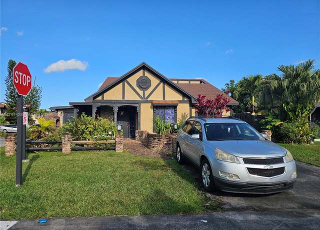 Property at 4471 NW 93rd Way, Sunrise, FL 33351, 3 beds, 2 baths