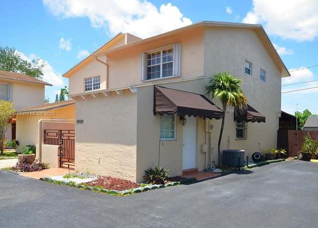 Property at 2459 SW 11th St Unit 4A, Miami, FL 33135, 3 beds, 2.5 baths