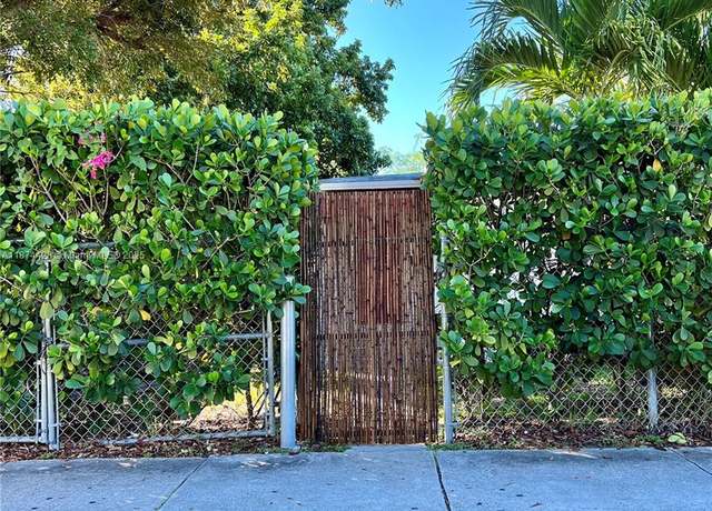 Property at 150 NE 59th St, Miami, FL 33137, 612 baths