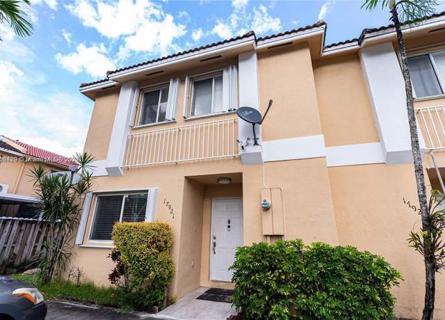 Property at 17921 SW 140th Ct #17921, Miami, FL 33177, 3 beds, 2.5 baths