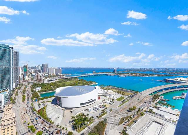 Property at 398 NE 5th St #3204, Miami, FL 33132, 1 bath