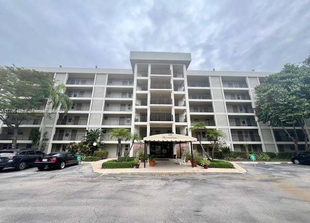 Property at 3000 S Course Dr #501, Pompano Beach, FL 33069, 3 beds, 2 baths