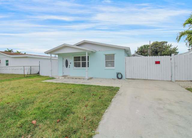 Property at 2005 Park St, Lake Worth, FL 33460, 2 beds, 2 baths