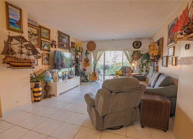 Property at 300 Bayview Dr #211, Sunny Isles Beach, FL 33160, 1 bed, 1.5 baths