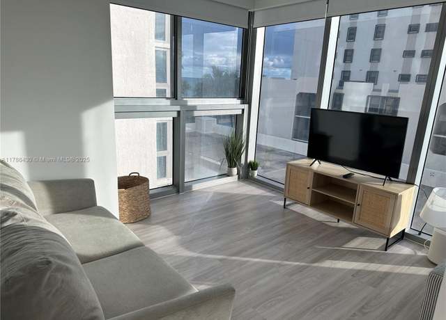 Property at 2655 Collins Ave #608, Miami Beach, FL 33140, 2 beds, 1.5 baths