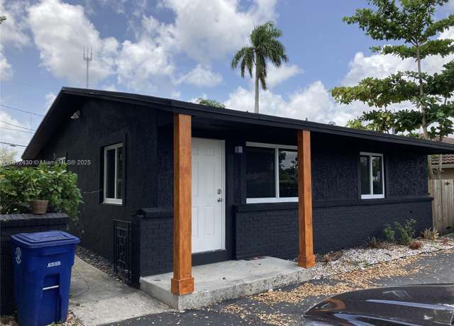 Property at 6132 SW 39th St, Miramar, FL 33023, 4 beds, 3 baths
