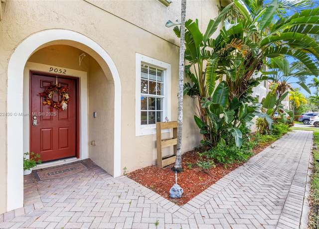 Property at 9052 Plymouth Pl #9052, Tamarac, FL 33321, 3 beds, 2 baths