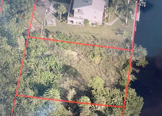Property at 2224 Westwood Rd, Fort Myers, FL 33917