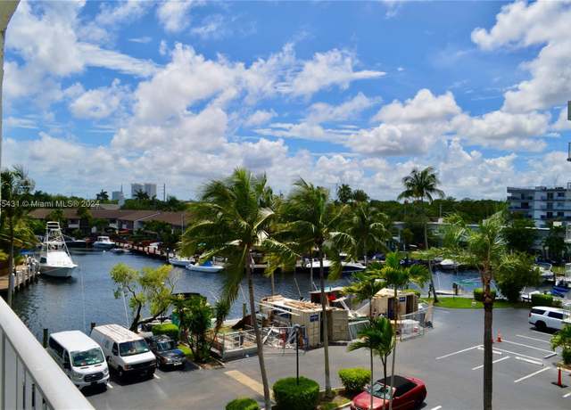 Property at 16570 NE 26th Ave Unit 4D, North Miami Beach, FL 33160, 1 bed, 1.5 baths