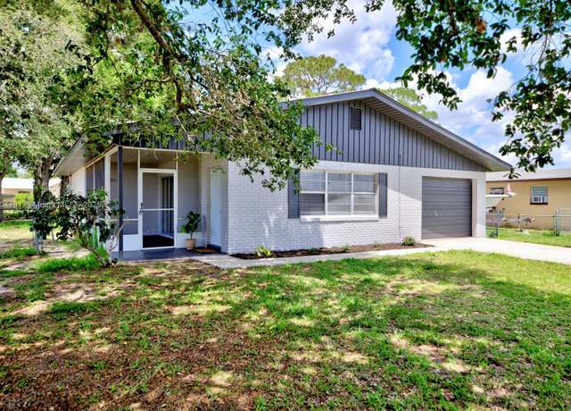 Property at 1221 Melody Ln, Sebring, FL 33872, 3 beds, 2 baths