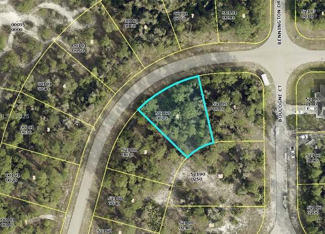 Property at 424 Behring St, Lehigh Acres, FL 33974