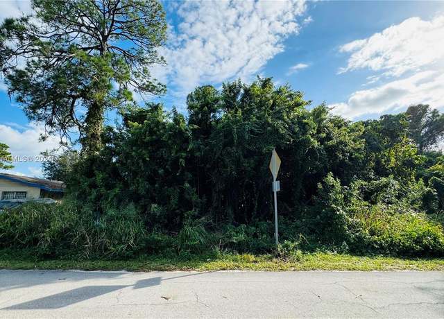 Property at 3303 Avenue J, Fort Pierce, FL 34947