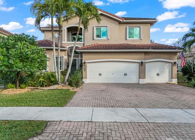 Property at 2165 SE 20th Ave, Homestead, FL 33035, 4 beds, 3.5 baths