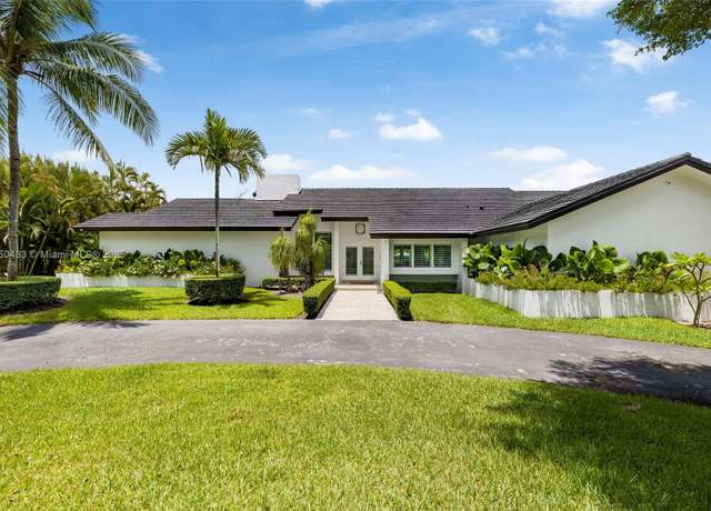 Property at 10404 SW 87th Ct, Miami, FL 33176, 4 beds, 3 baths