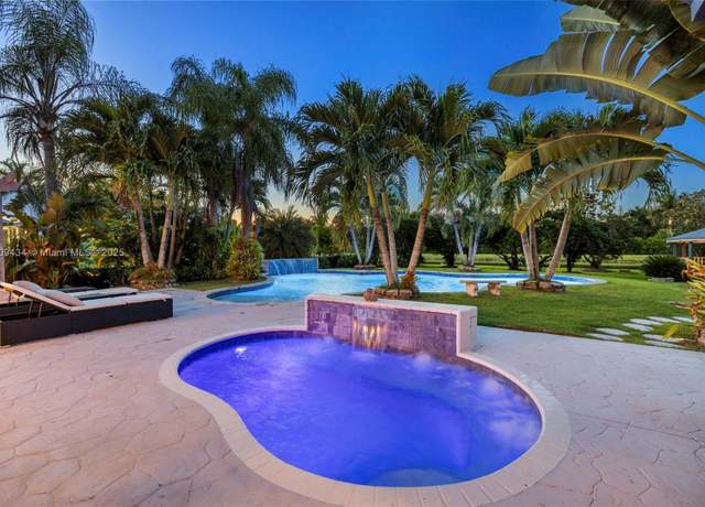 Property at 12555 SW 34th Pl, Davie, FL 33330, 4 beds, 3 baths