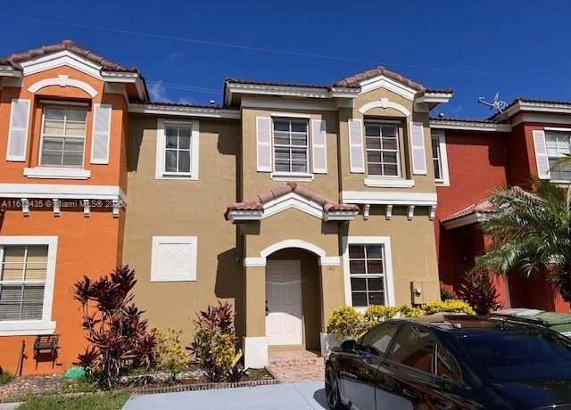 Property at 140 SE 6th Rd, Homestead, FL 33030, 3 beds, 3 baths