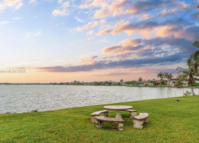 Property at 2373 NW 195th Ave, Pembroke Pines, FL 33029, 4 beds, 2.5 baths