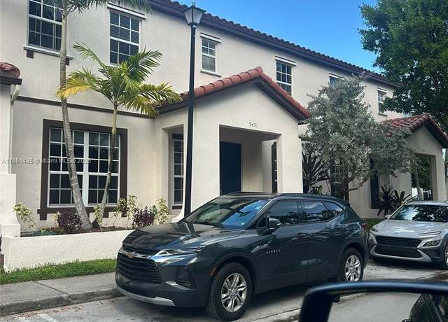Property at 9491 SW 171st Pl, Miami, FL 33196, 5 beds, 4 baths