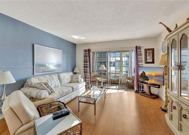 Property at 4800 NW 35th St #502, Lauderdale Lakes, FL 33319, 2 beds, 2 baths