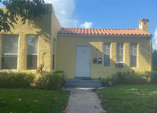 Property at 618 30th St, West Palm Beach, FL 33407, 7 beds, 6 baths