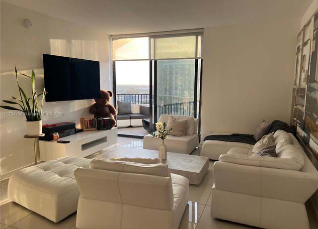 Property at 5300 Paseo Blvd #1603, Doral, FL 33166, 2 beds, 2 baths