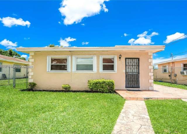 Property at 725 SW 12th Ave, Homestead, FL 33030, 4 beds, 2 baths