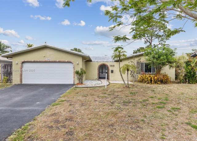 Property at 7505 NW 42nd St, Coral Springs, FL 33065, 3 beds, 2 baths