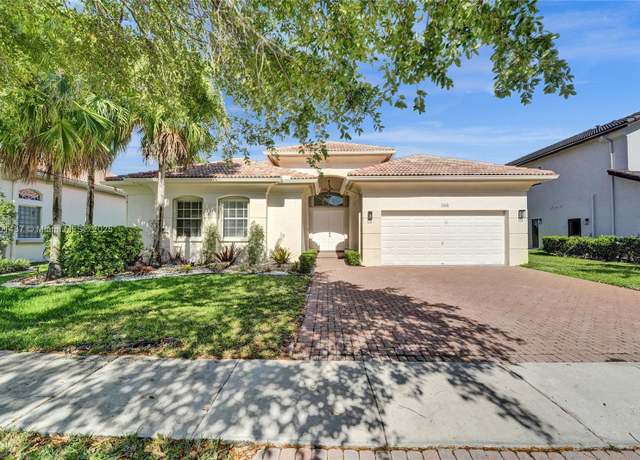 Property at 3360 SW 195th Ter, Miramar, FL 33029, 4 beds, 2.5 baths