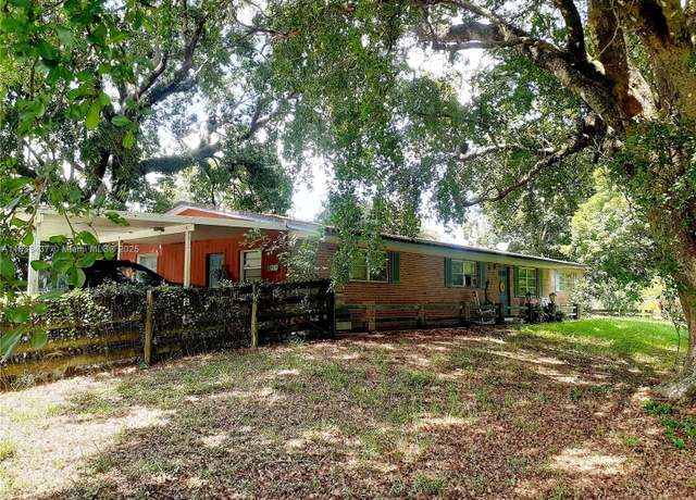 Property at 13851 SW 26th St, Davie, FL 33325, 3 beds, 2 baths