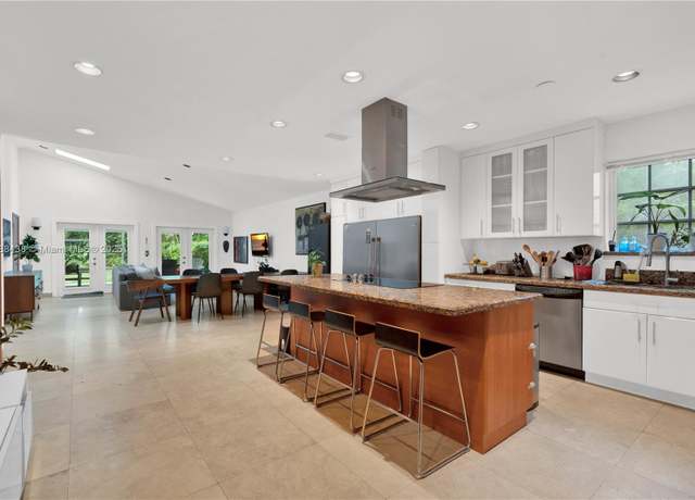 Property at 3730 Kumquat Ave, Miami, FL 33133, 4 beds, 3.5 baths