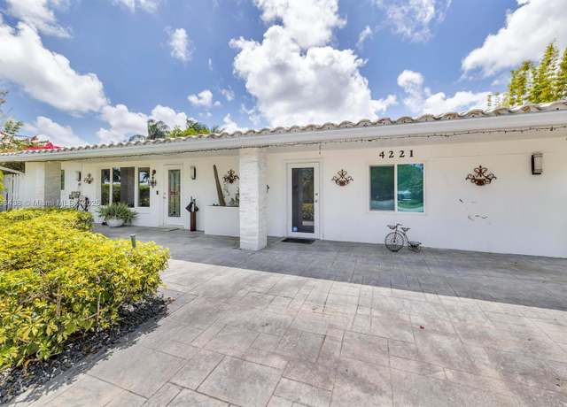 Property at 4221 NE 16th Ave, Oakland Park, FL 33334, 3 beds, 2 baths