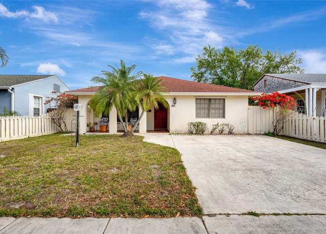 Property at 713 Highland Dr, West Palm Beach, FL 33405, 3 beds, 2 baths