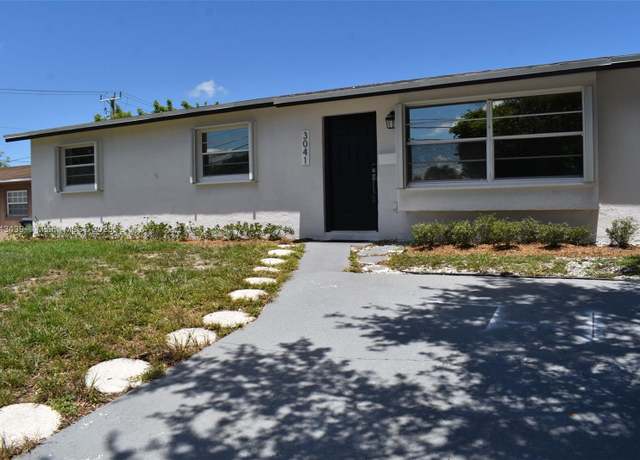 Property at 3041 N 74th Ave, Hollywood, FL 33024, 3 beds, 2 baths