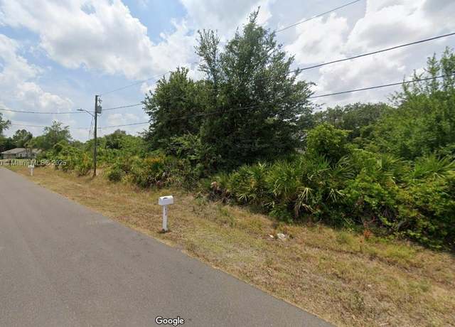 Property at 3919 Mendoza Ave, Sebring, FL 33872