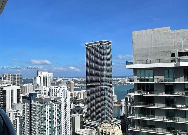 Property at 60 SW 13th St #5214, Miami, FL 33130, 1 bed, 1.5 baths